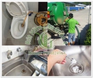 Bật mí cách thông bồn cầu bằng nước sôi nhanh nhất