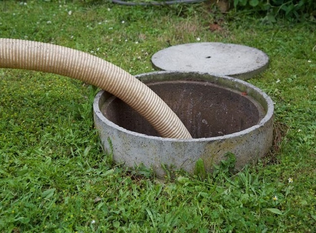 Công ty rút hầm cầu quận 4 Hùng Cường chất lượng uy tín