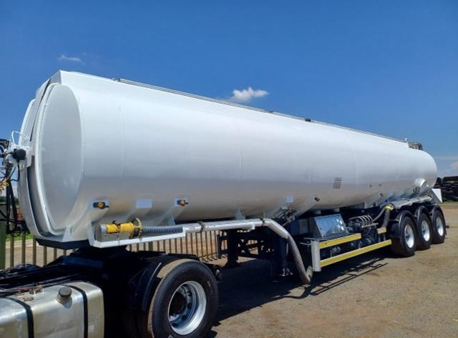 Cung cấp vận chuyển bùn vi sinh quận 4 chất lượng cao