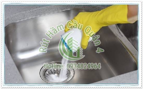 Cách thông bồn cầu bằng Coca cola và giấm